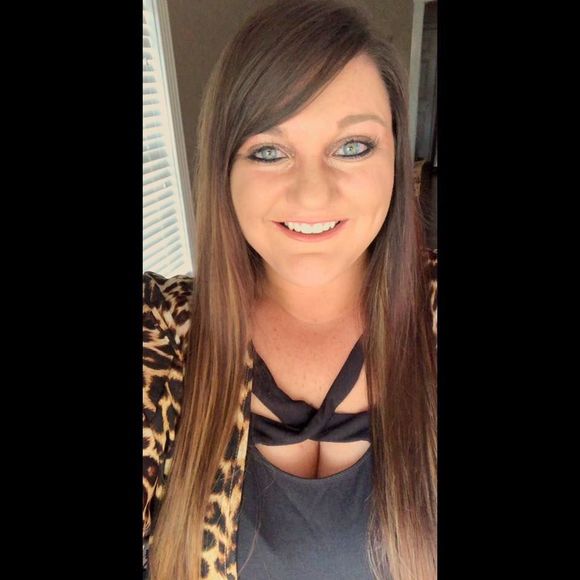 Meet your Posher, Payton - Picture 1 of 1